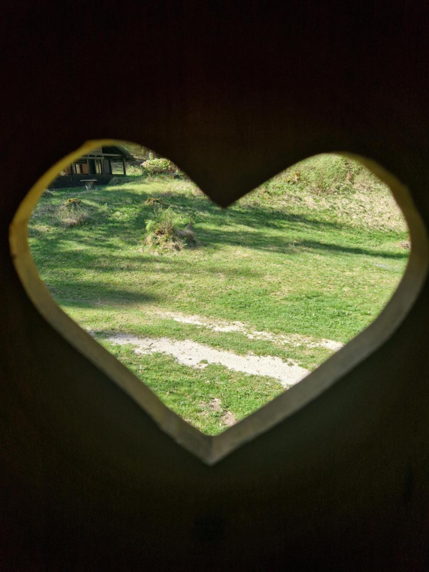 Koca V Gozdu, Forest House Near Apartment *